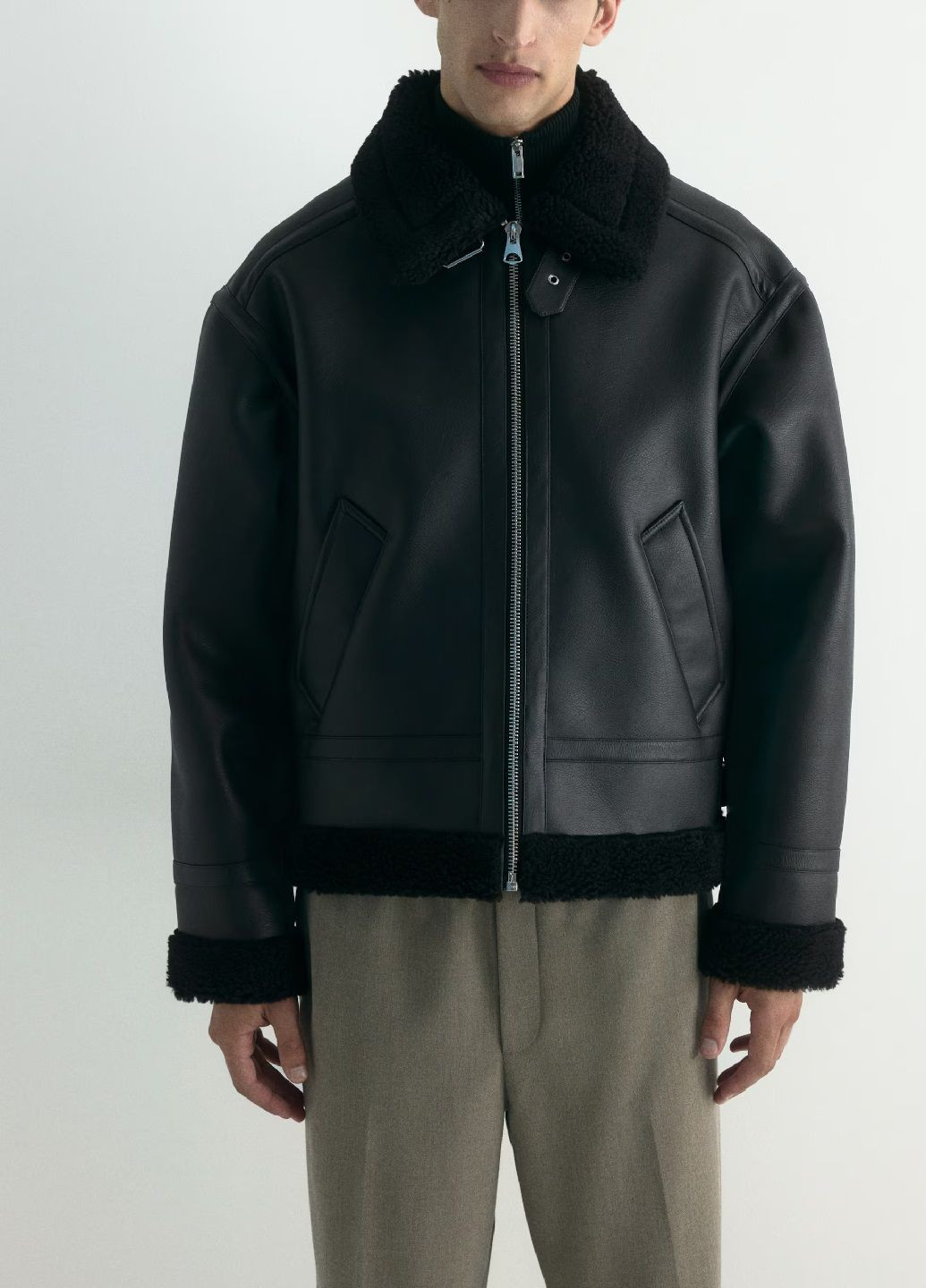 Чорна демісезонна куртка H&M