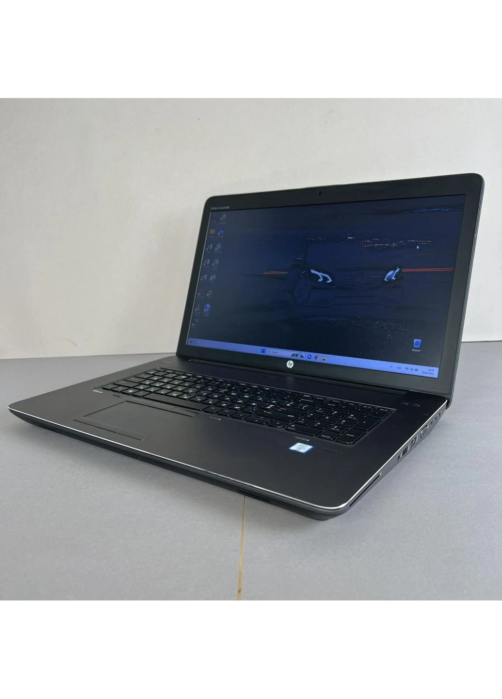 Рабочая станция ZBook 17 G3 / 17.3" TN / intel Core i5-6440HQ (4 ядра по 2.6-3.5 GHz) / 16 GB DDR4 / 512GB SSD / Quadro М1000M, HP (398129588)