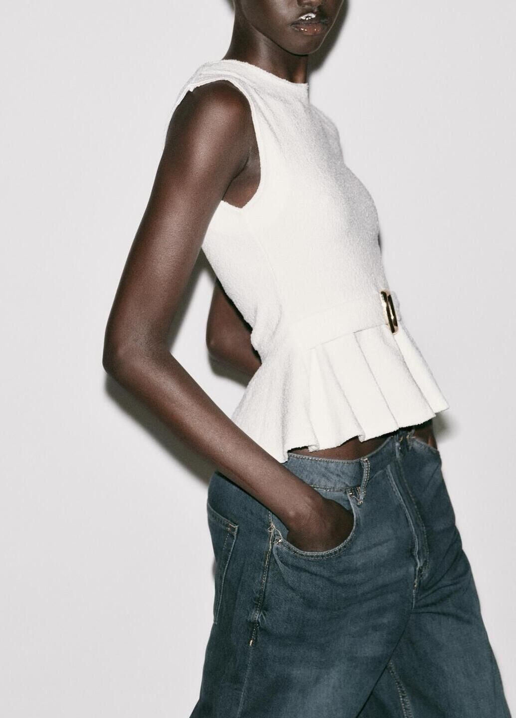 Топ Zara (365444170)