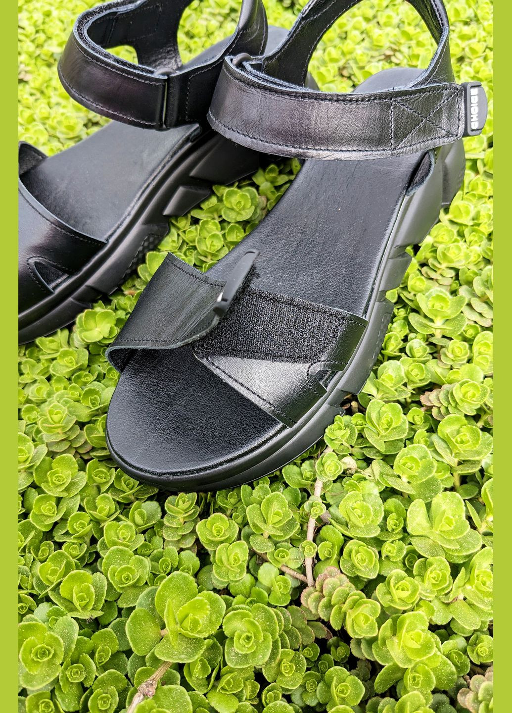 Черные стильные и качественные кожаные босоножки на липучках InFashion на липучке