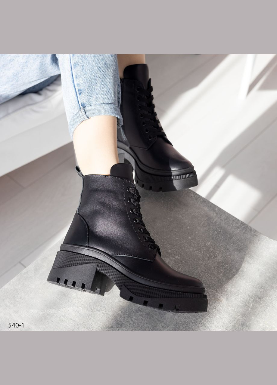 Комбинированные демисезонные женские кожаные ботинки No Brand