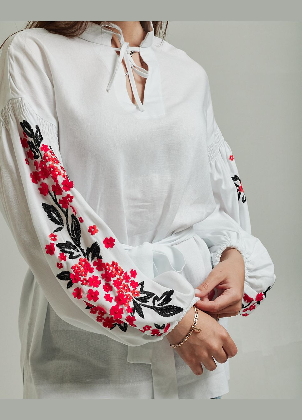 Сорочка з поясом біла Seam (295261832)