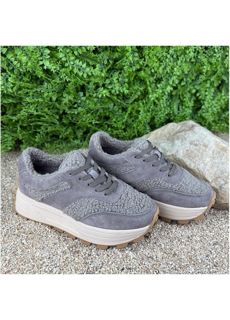 Жiночi кросiвки замшевi на шнурiвцi Е-0080170 Сiрi No Brand серые (368765930)