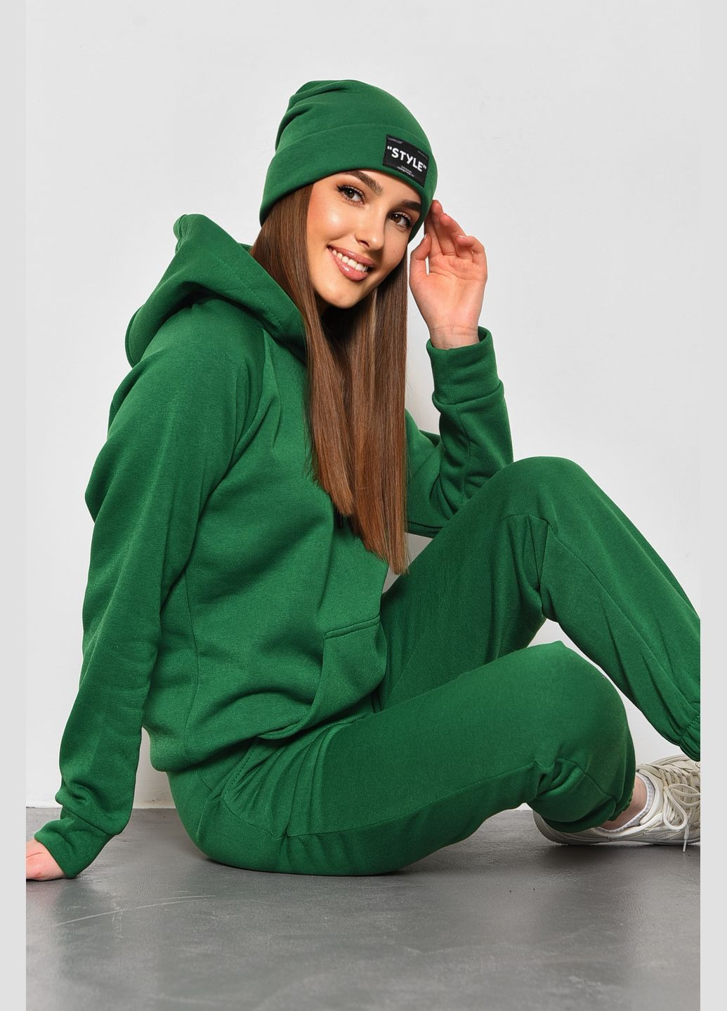 Спортивный костюм женский тройка на флисе зеленого цвета Let's Shop (285692223)