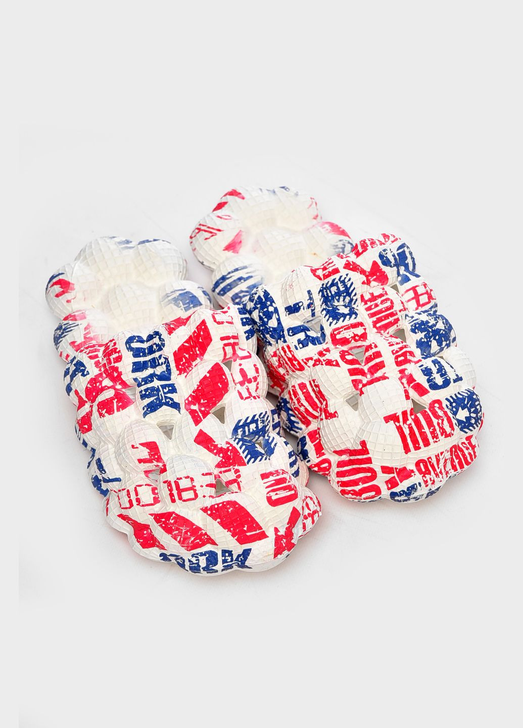 Белые шлепанцы пена женские белого цвета Let's Shop