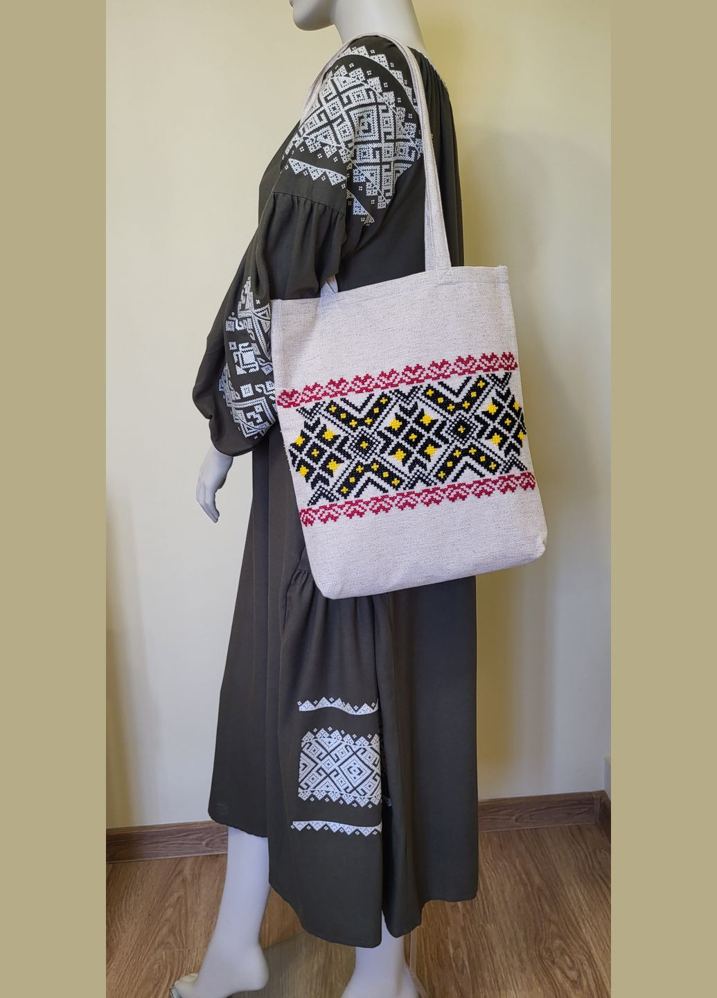 Торбинка для покупок (шопер) з ручною вишивкою "Територія" розміром 400*330 Hand Made (317573435)