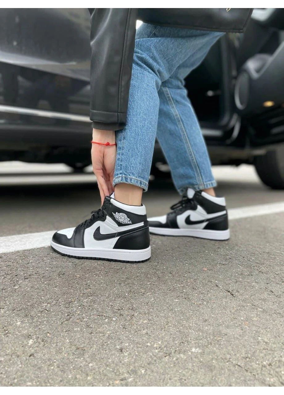 Білі літні кросівки nike air jordan 1 retro mid black white найк аір джордан No Brand