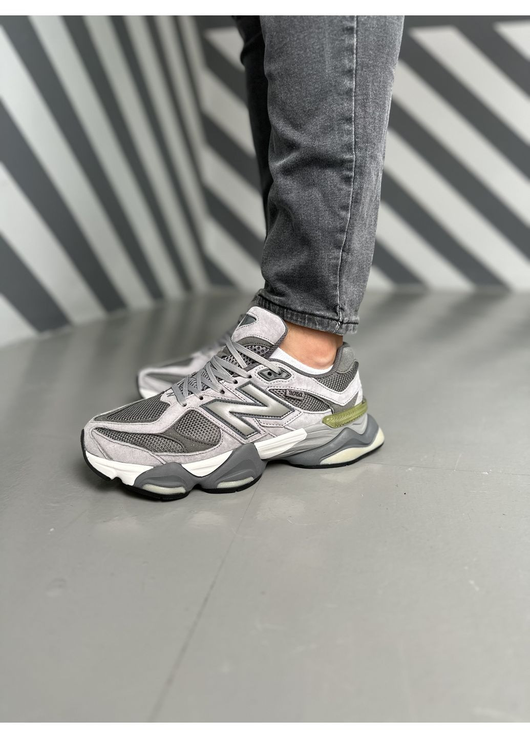 Серые демисезонные кроссовки мужские new balance 9060 x joe freshgoods dark gray iii нью беланс 9060 No Brand
