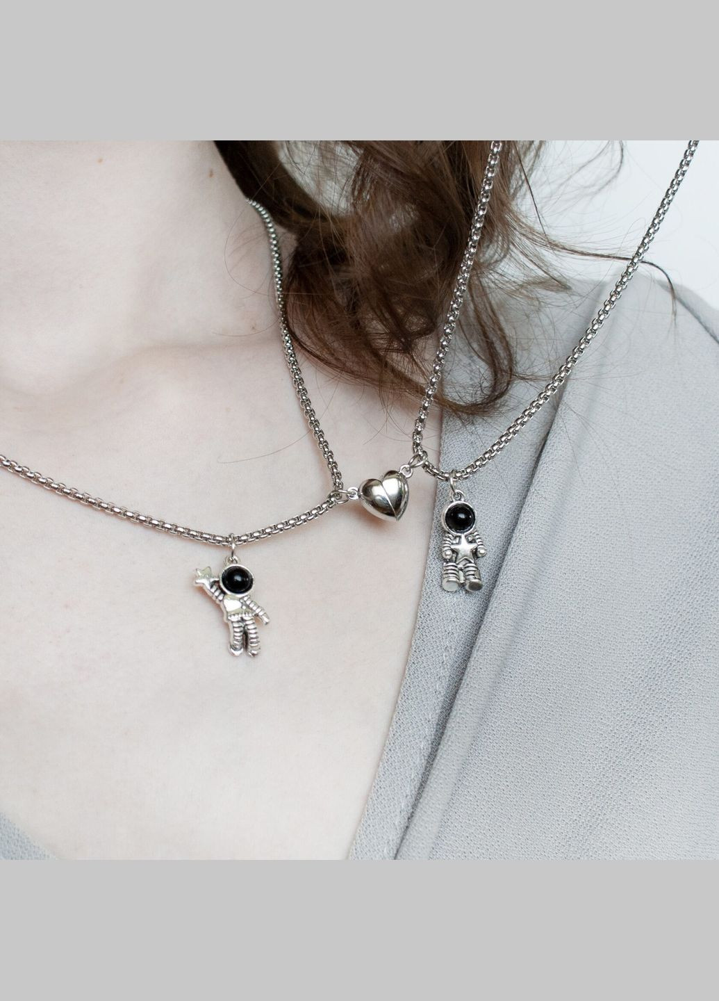 Милые цепочки для пары друзей колье с сердечком на магните с фэнтези космонавтами серебристые длинные космические для подростков No Brand (329892290)