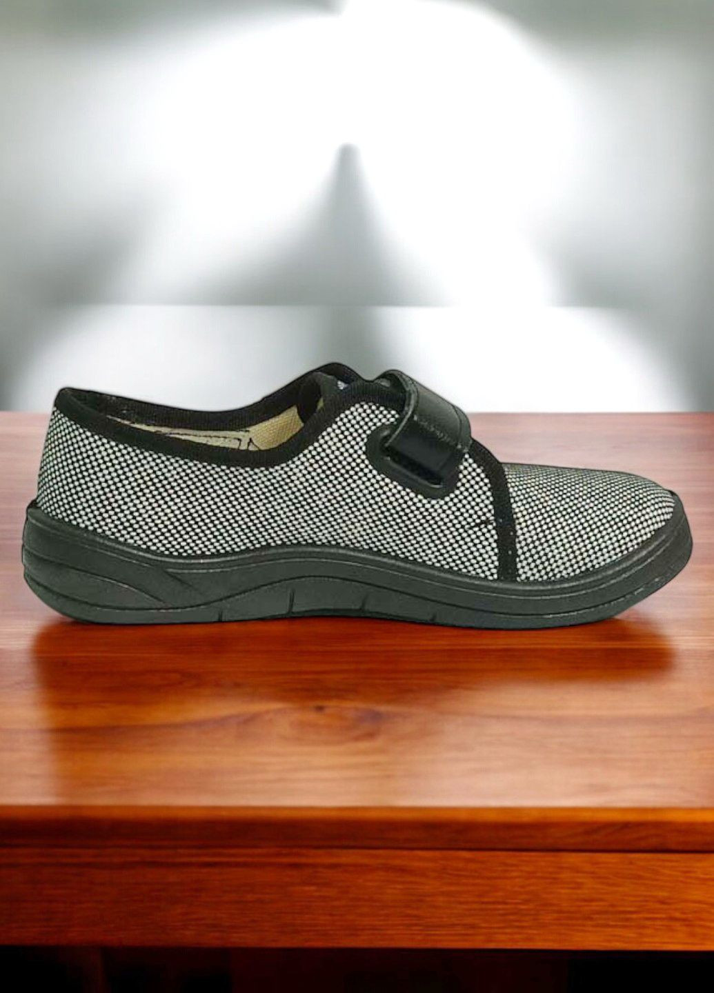 Темно-сірі ортопедичні кеди текстильні на липучках Waldi