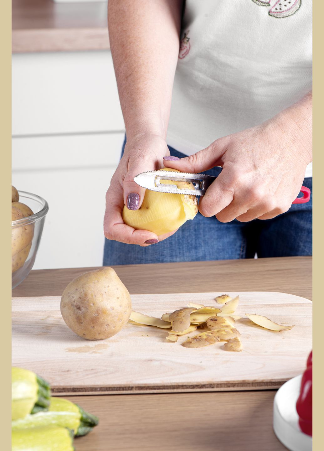 Ніж 2в1 економка овочечистка рибочистка великий з пластмасовою ручкою для очищення овочів та фруктів 20.5 см Рожевий Kitchette (304153203)