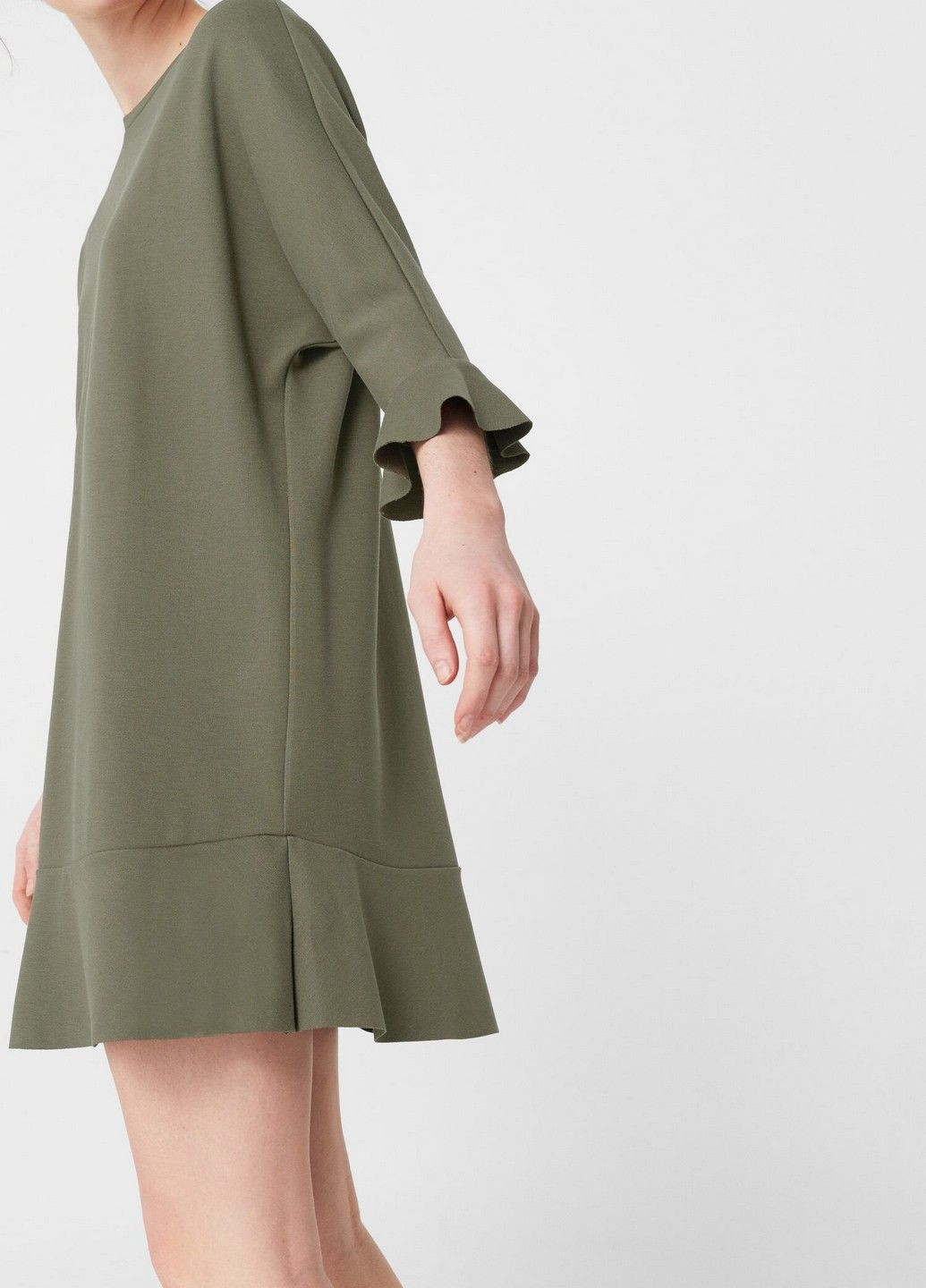 Оливковое (хаки) вечернее платье Mango