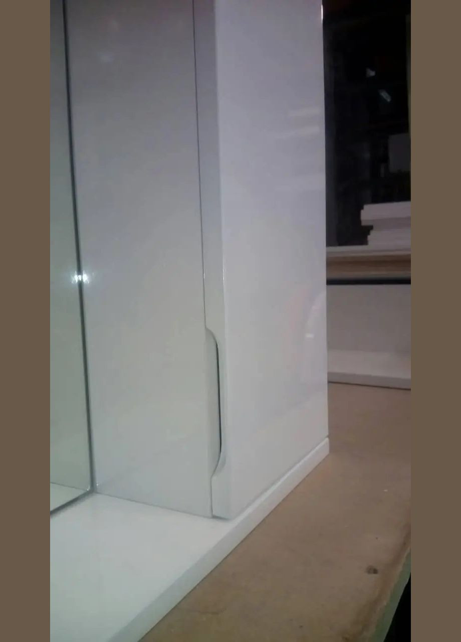 Дзеркальна шафа ШК10 з LED підсвічуванням 600х700х160 мм мм дверця зліва No Brand (313594796)