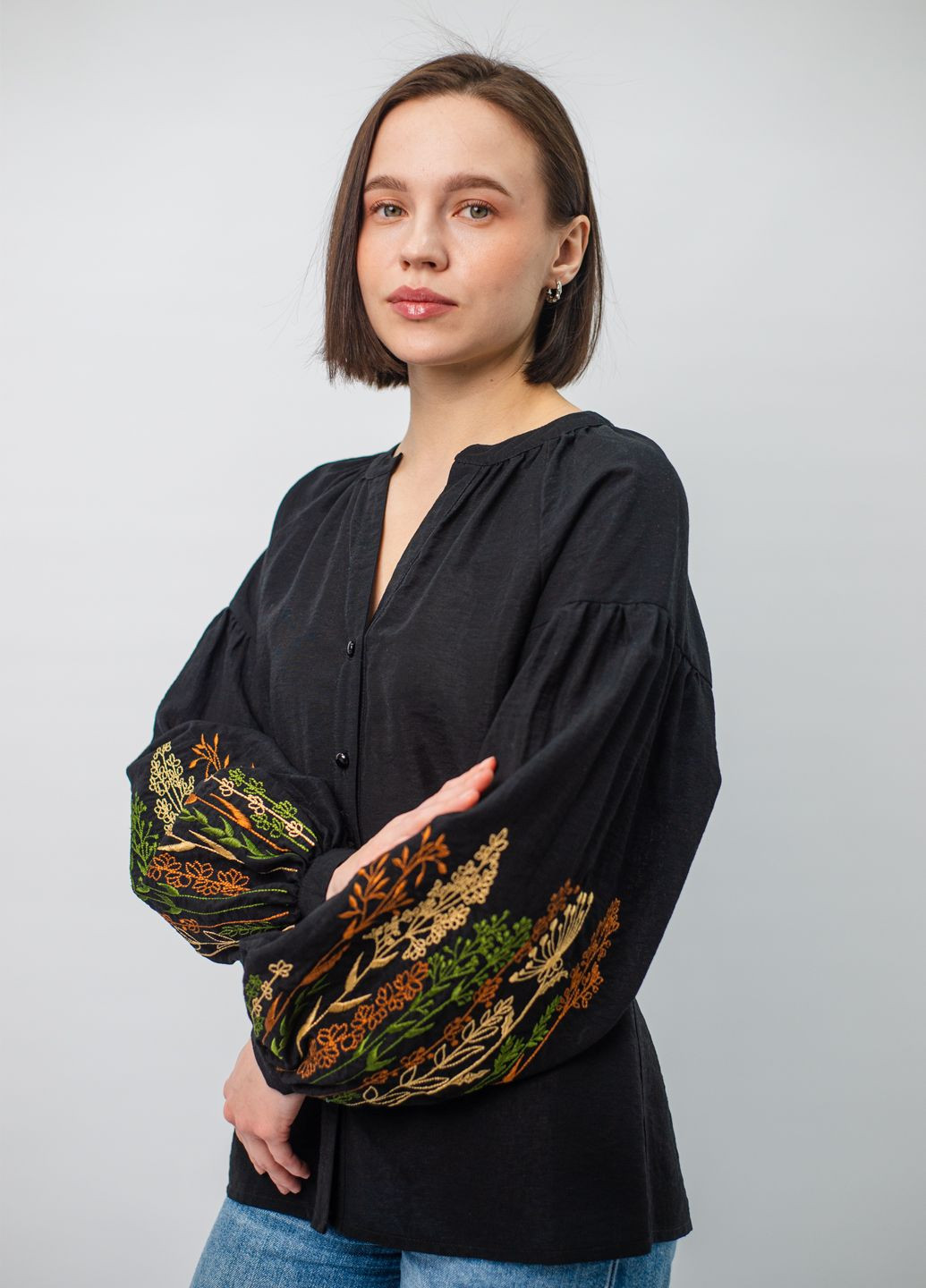 Чорна вишиванка жіноча BeART візерунок квітковий вільна, пряма (322847201)