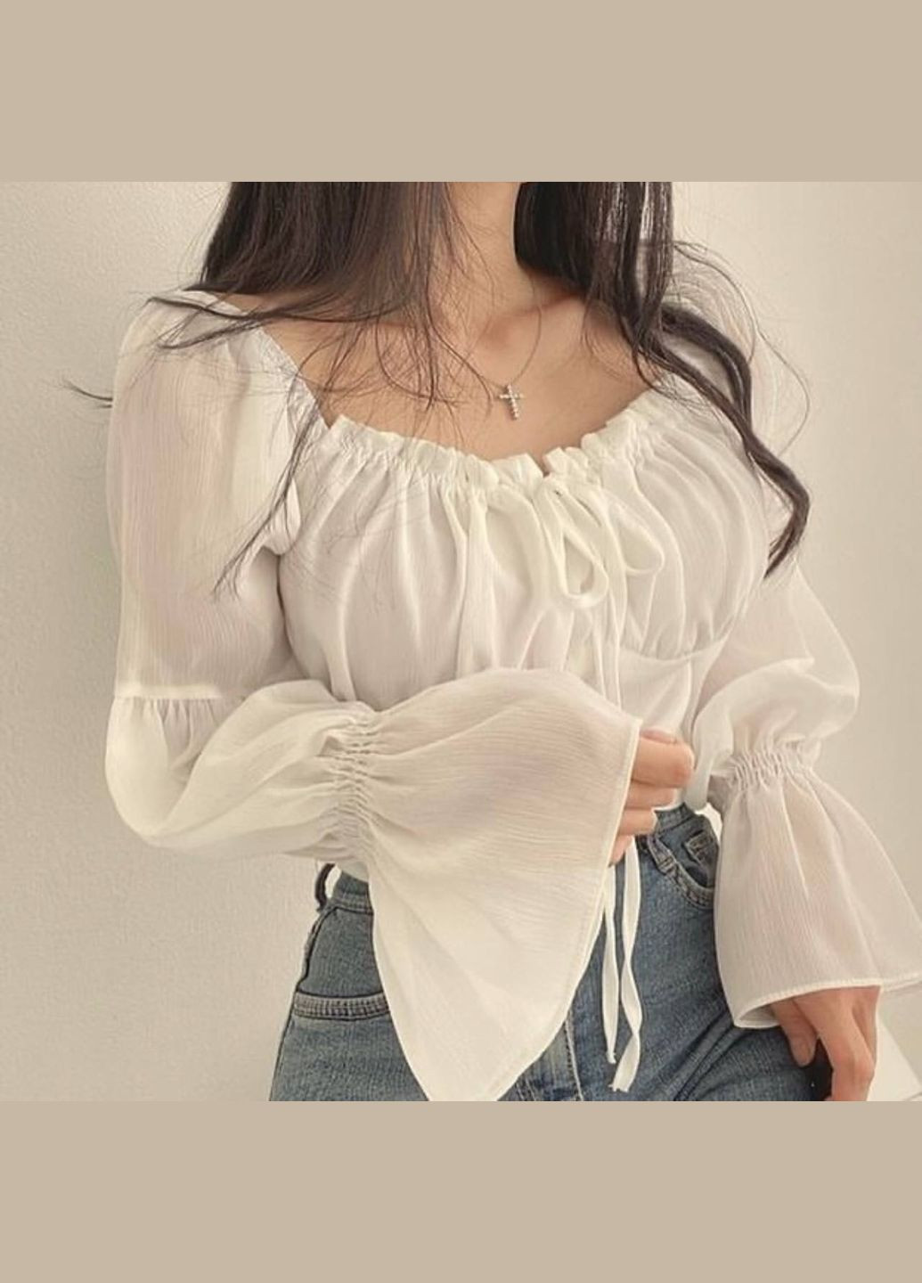 Молочная женская блузка оверсайз No Brand