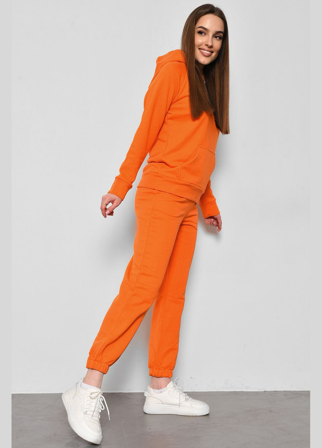 Спортивний костюм жіночий помаранчевого кольору Let's Shop (285692139)