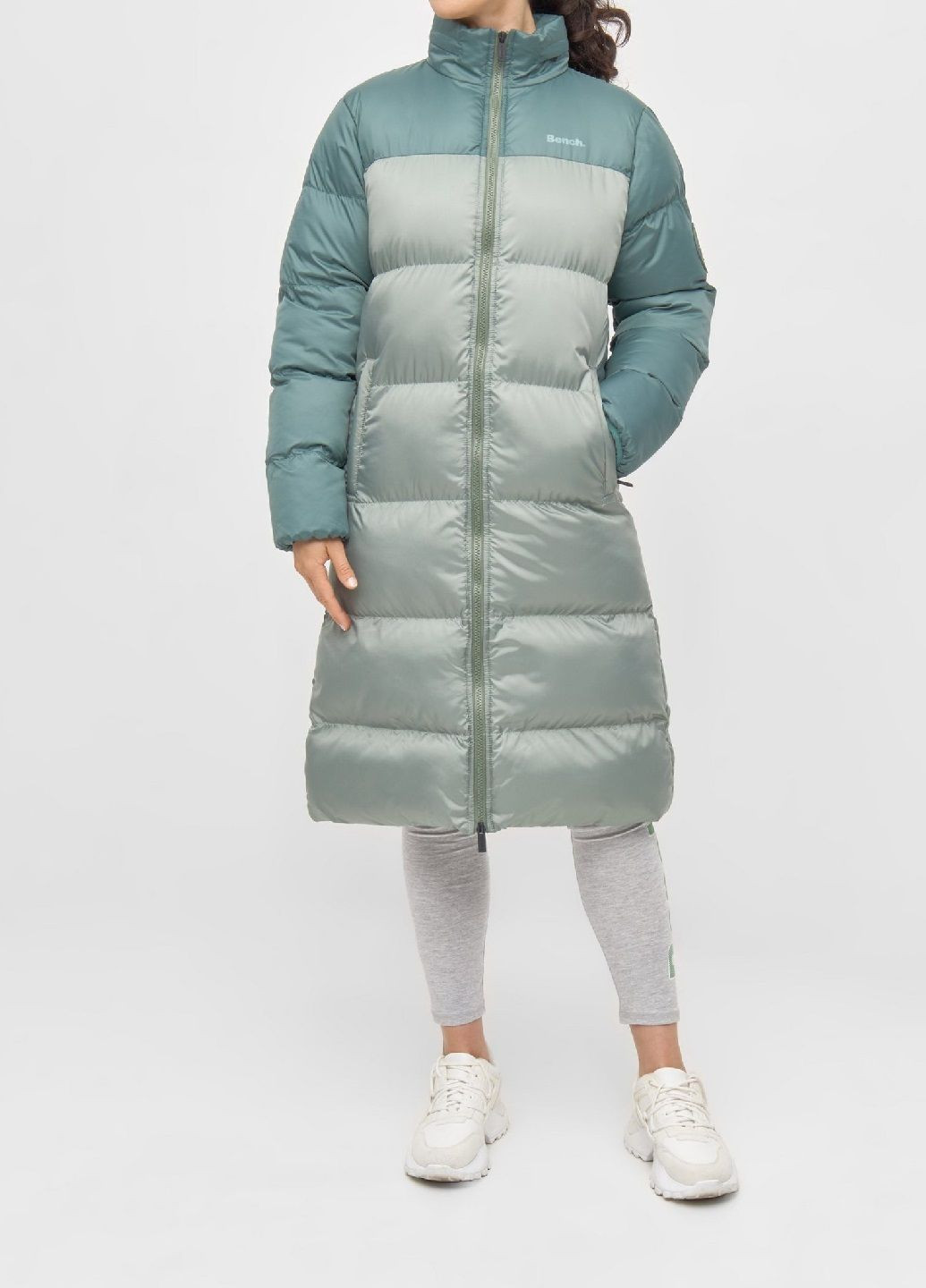Серо-зеленое зимнее Пальто Bench