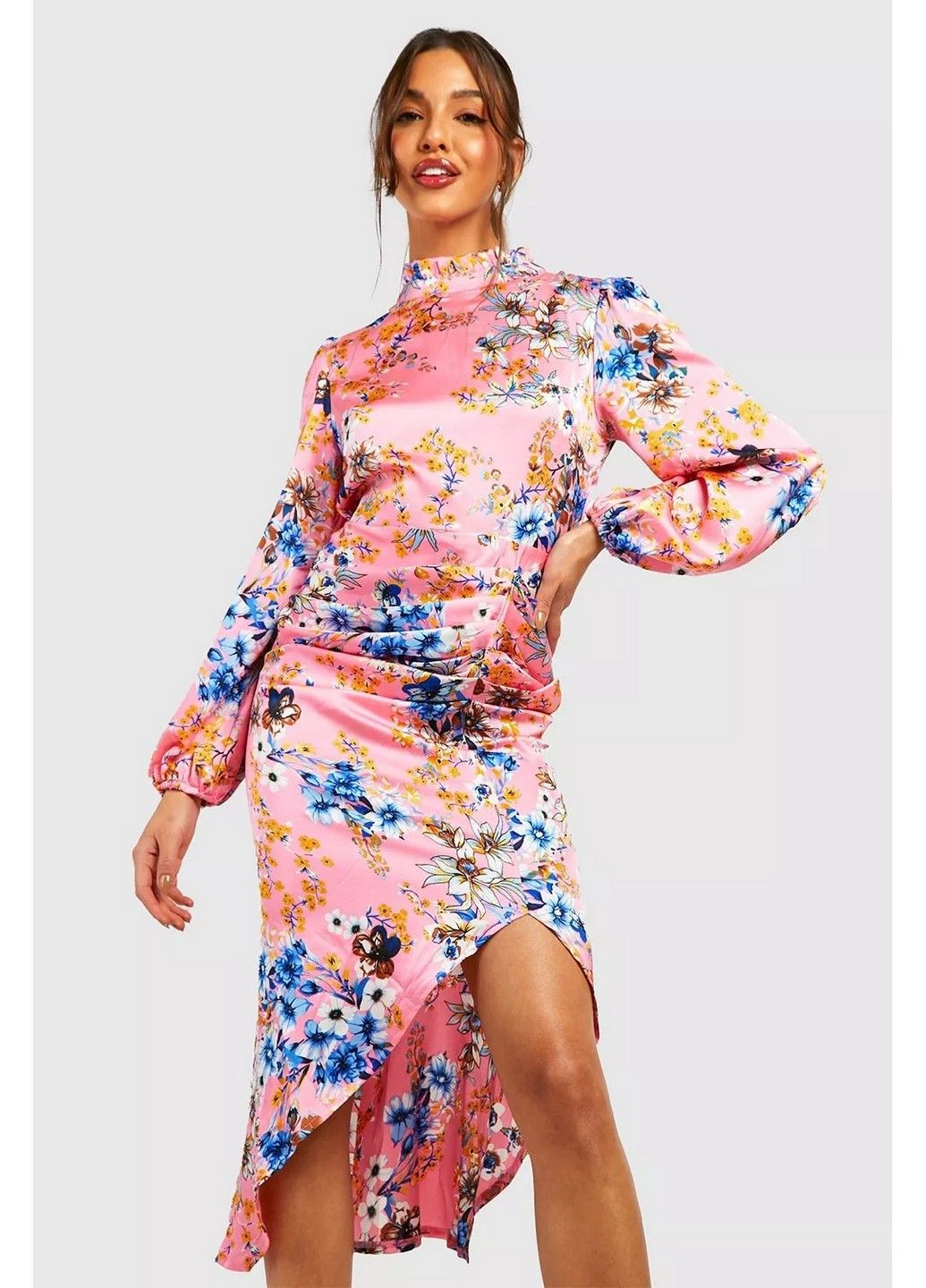Розовое кэжуал платье Boohoo с цветочным принтом