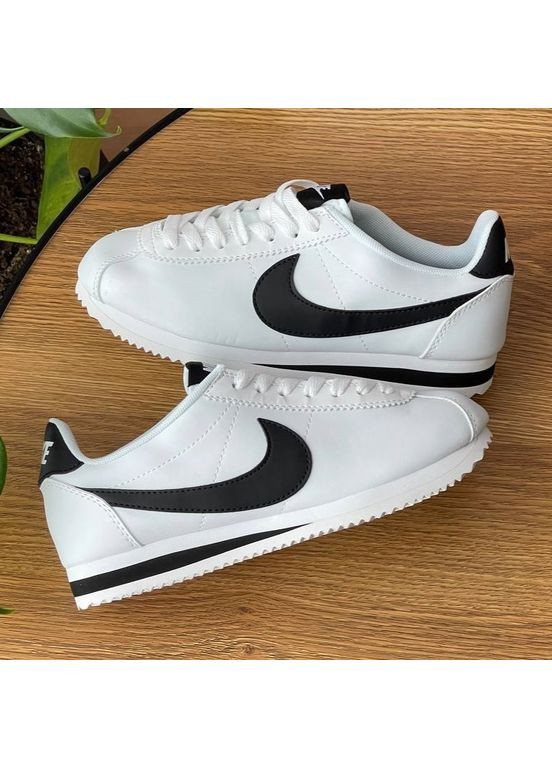 Кросівки жіночі і чоловічі Nike Cortez White Black | Найк Кортез білі No Brand білі демісезони (360755590)