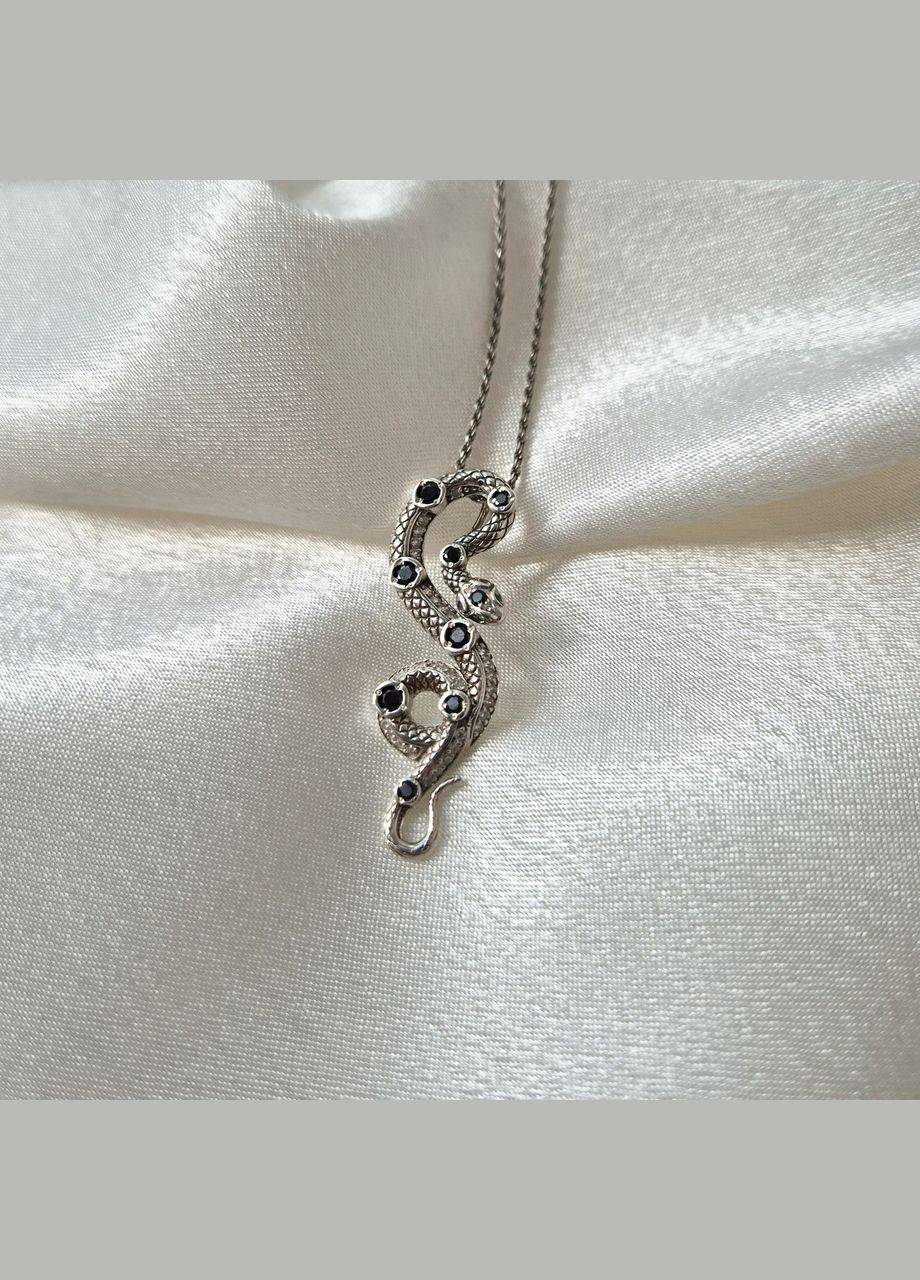 Срібна підвіска Кулон Змія Скоропея з Чорними каменями срібло 925 проби Чорнене 3138о 3.55г No Brand (336339095)