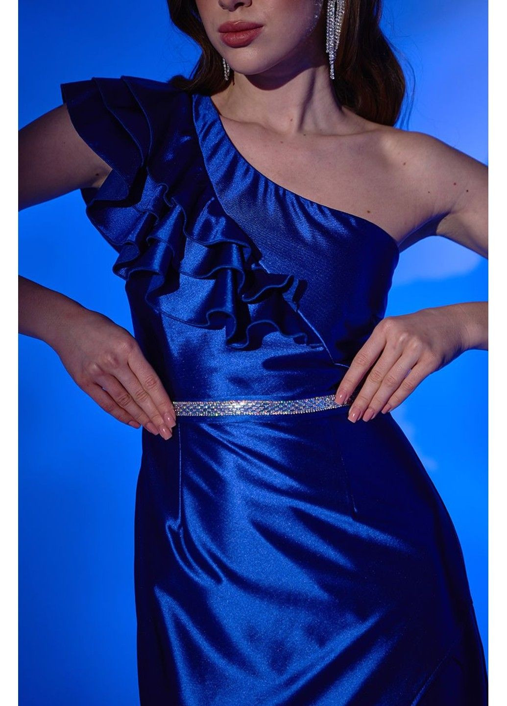 Синее вечернее платье асимметричное с рюшами 25003 синее Tanita-Romario