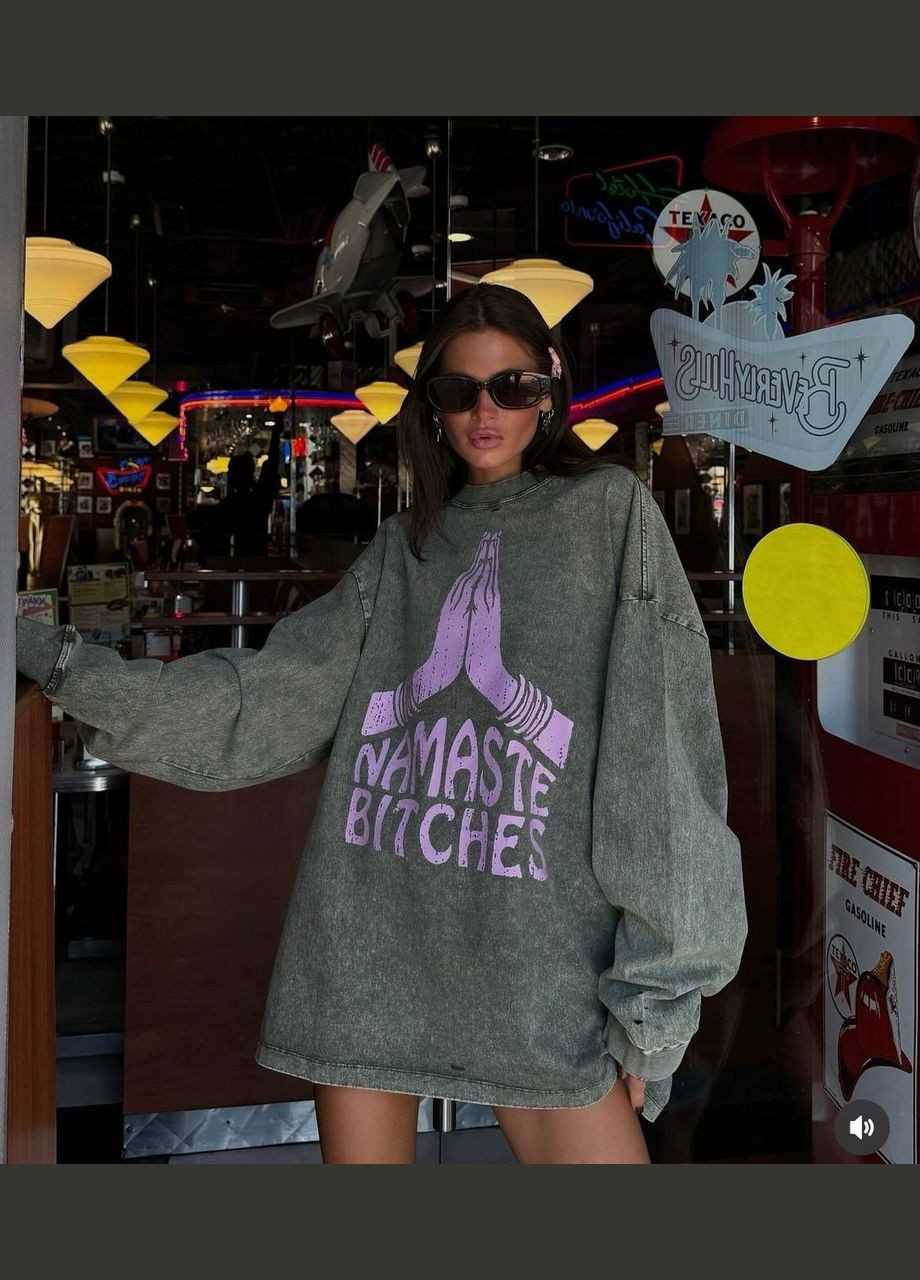 Серый свитшот женский надпись без декора (300567814)