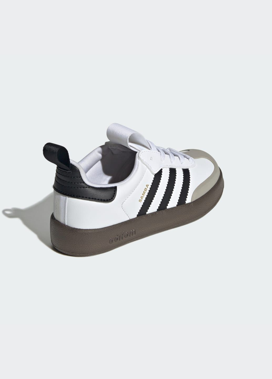 Білі всесезонні кросівки adifom samba 360 kids adidas