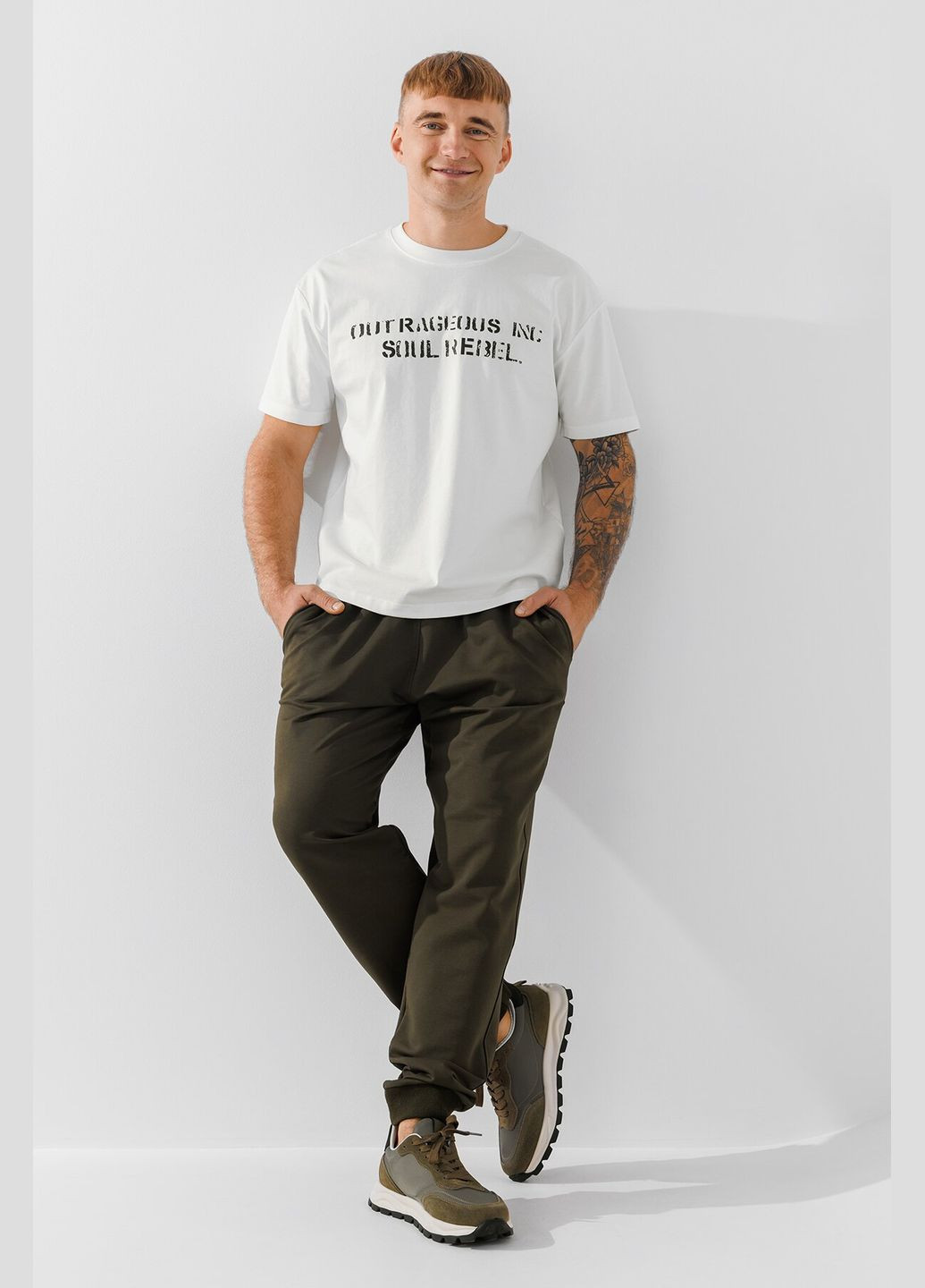 Хаки спортивные демисезонные брюки No Brand