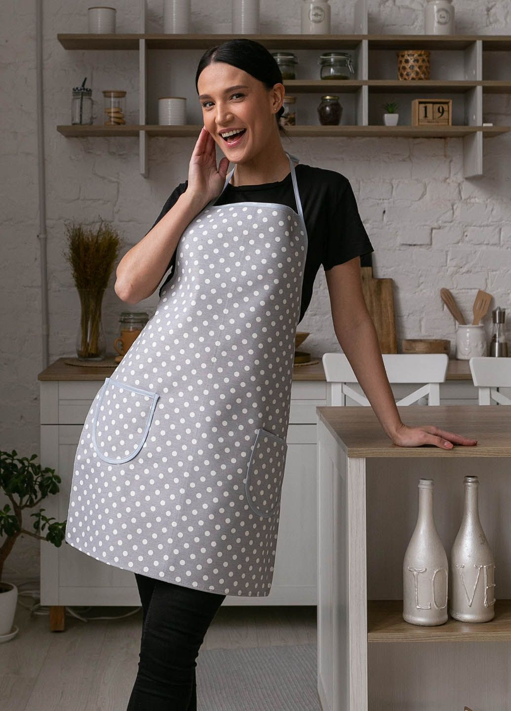 Фартух водовідштовхувальний "Горошок сірий" 75х55 см. Homedec - (321982175)