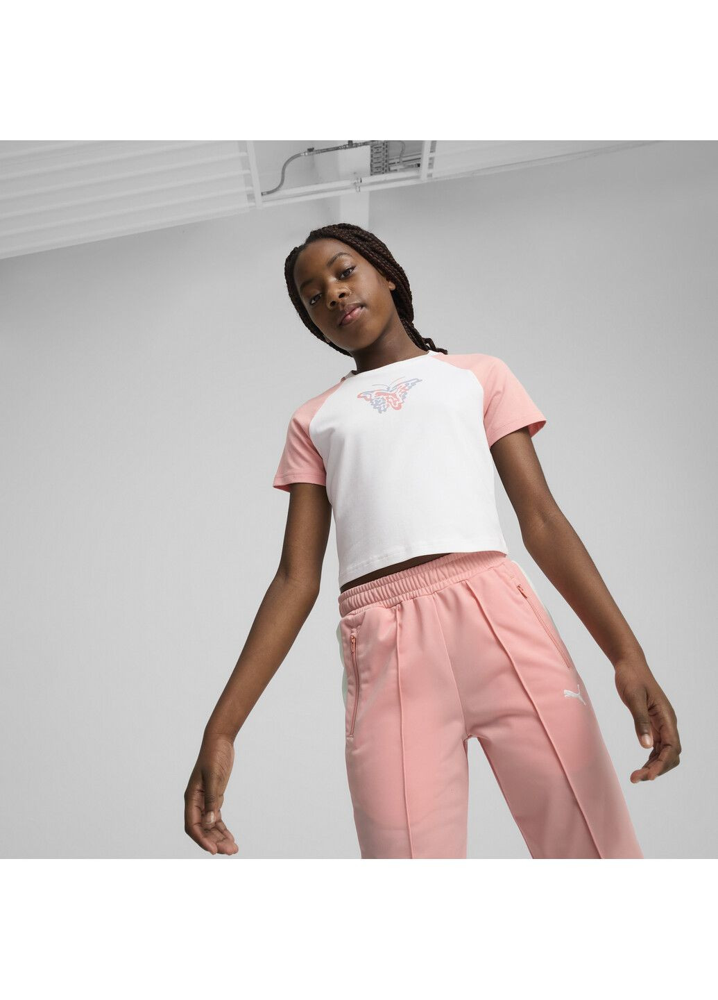 Біла демісезонна дитяча футболка butterfly vibe baby tee youth Puma