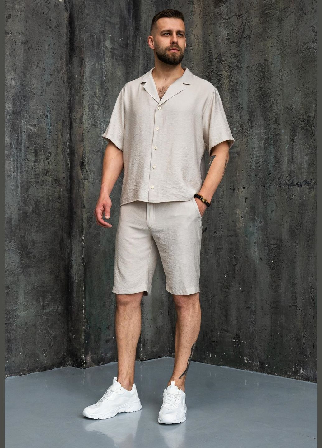 Светло-бежевый летний костюм весна/лето легкая дышащая натуральная ткань No Brand