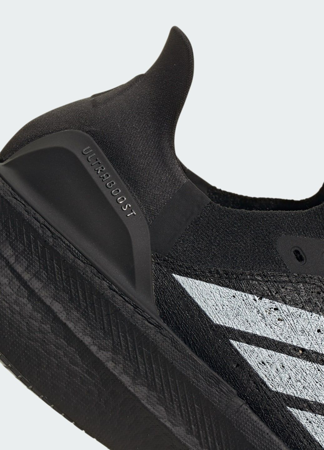 Чорні Літні кросівки ultraboost 5 strung adidas