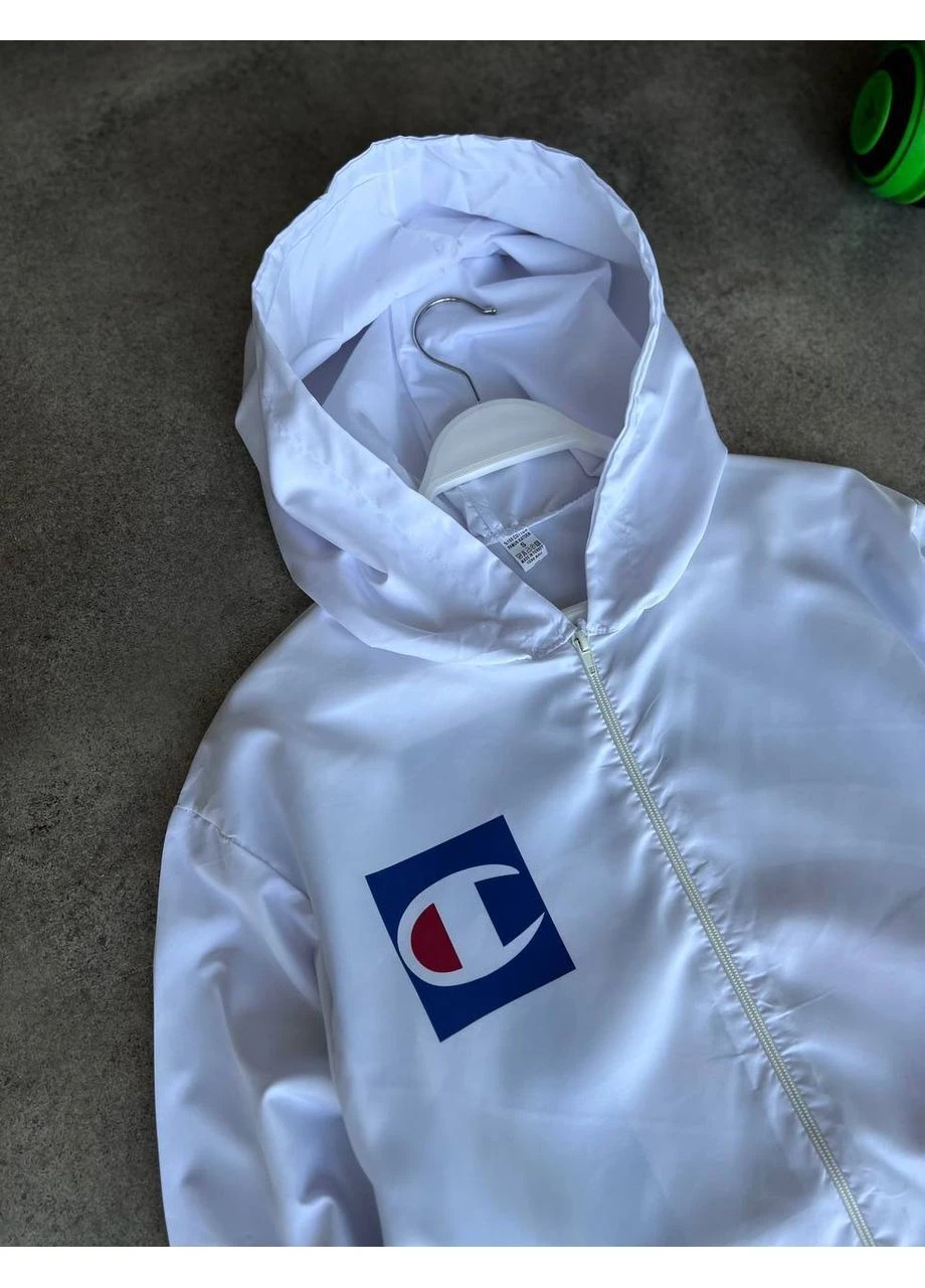Белая легкая и тонкая мастерка No Brand
