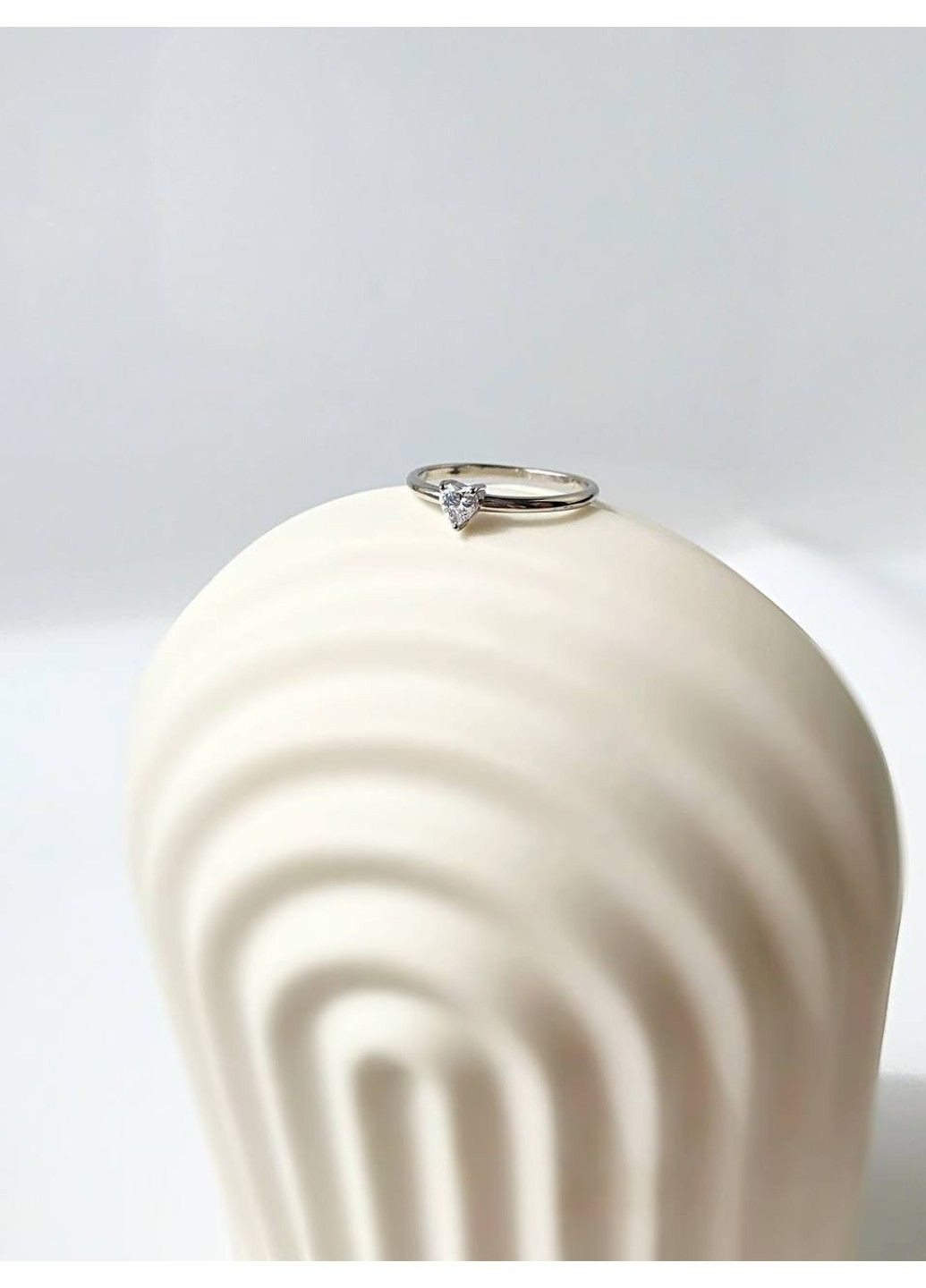 Серебряное кольцо с фианитом Сердце 16,5р UMAX (291018300)