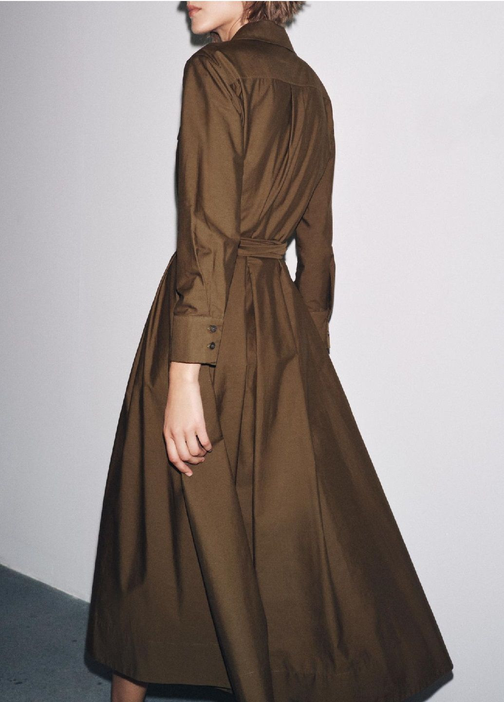 Оливковое (хаки) платье Zara однотонное