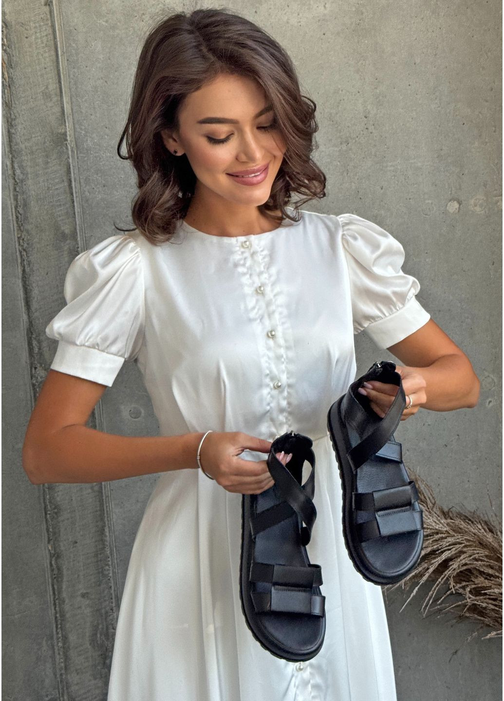 Черные универсальные черные босоножки из натуральной кожи InFashion на молнии