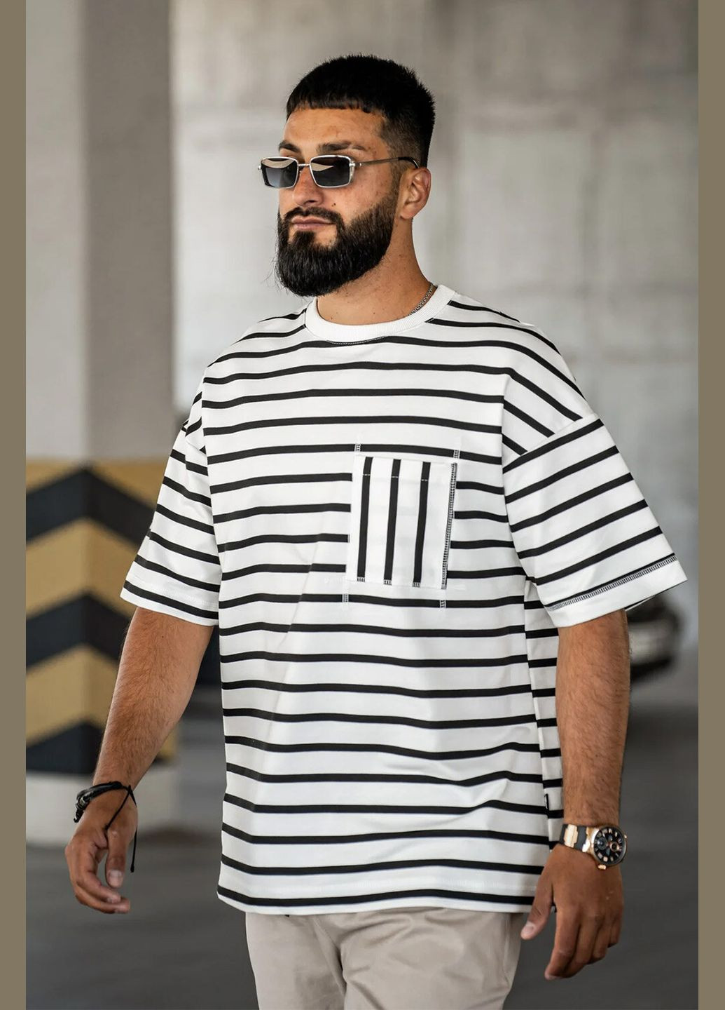 Чорна чоловіча футболка оверсайз у смужку sea чорна з білим Teamv