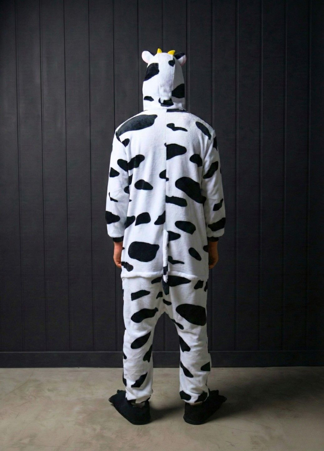 Кигуруми пижама Корова мужская белая плюшевая Lalapka (369644989)