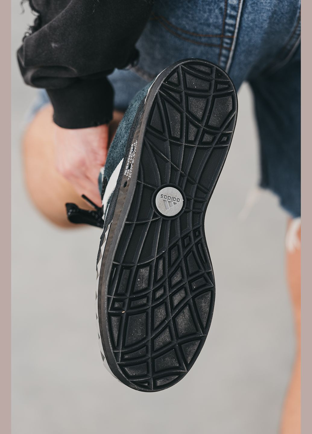 Сірі Осінні кросівки чоловічі adidas adimatic grey | адідас адіматік сірі No Brand