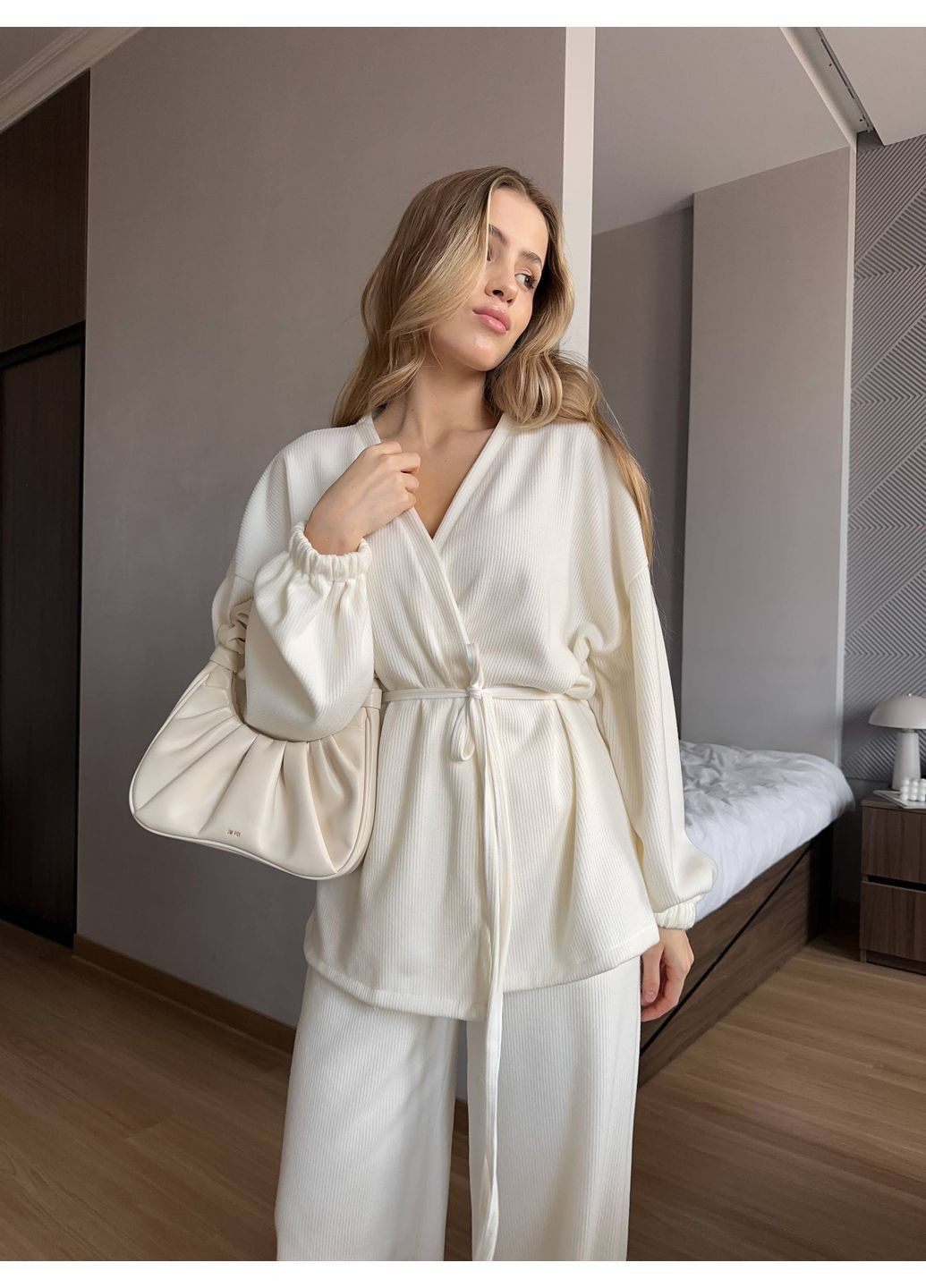 Жіночий костюм з ангори: кардиган на запах та штани палаццо MonCher (369000801)