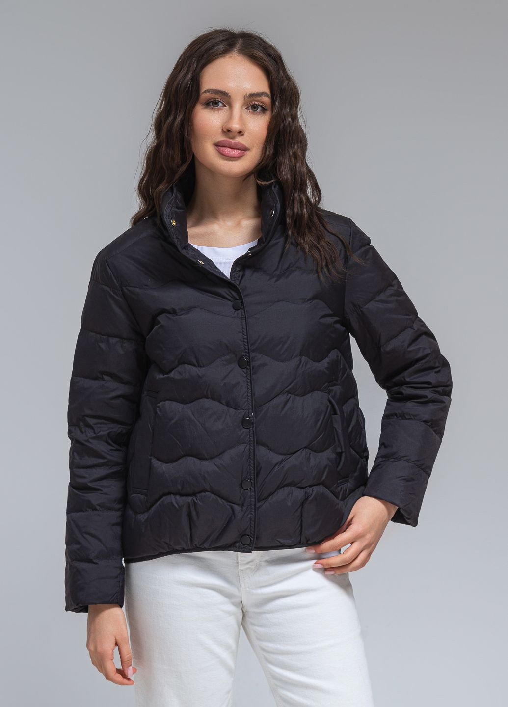 Черная демисезонная ультралегкая пуховая куртка -wear модель 82403 Viva