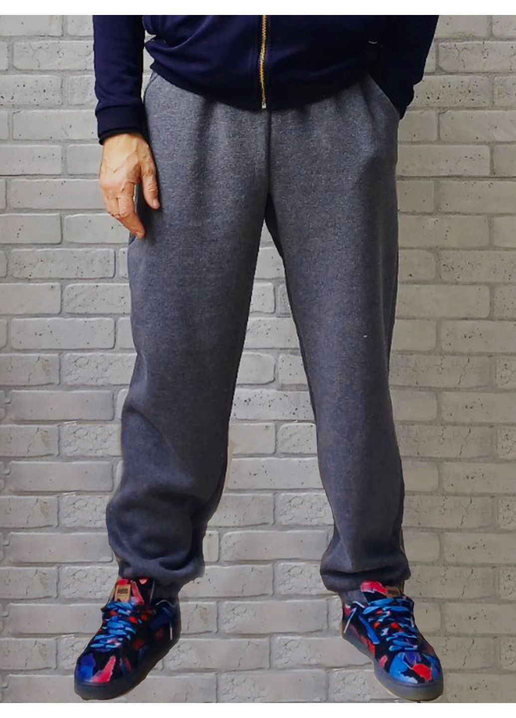 Серые брюки No Brand