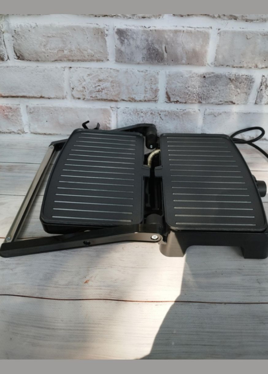 Гриль контактний G1011 1000 Вт Grunhelm (346494043)