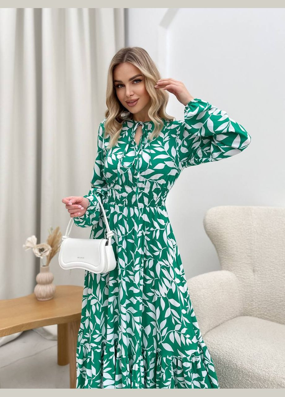 Зеленое повседневный платье клеш Garna с цветочным принтом