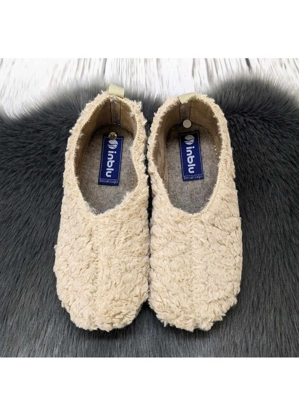 Бежевые тапочки домашние женские Inblu