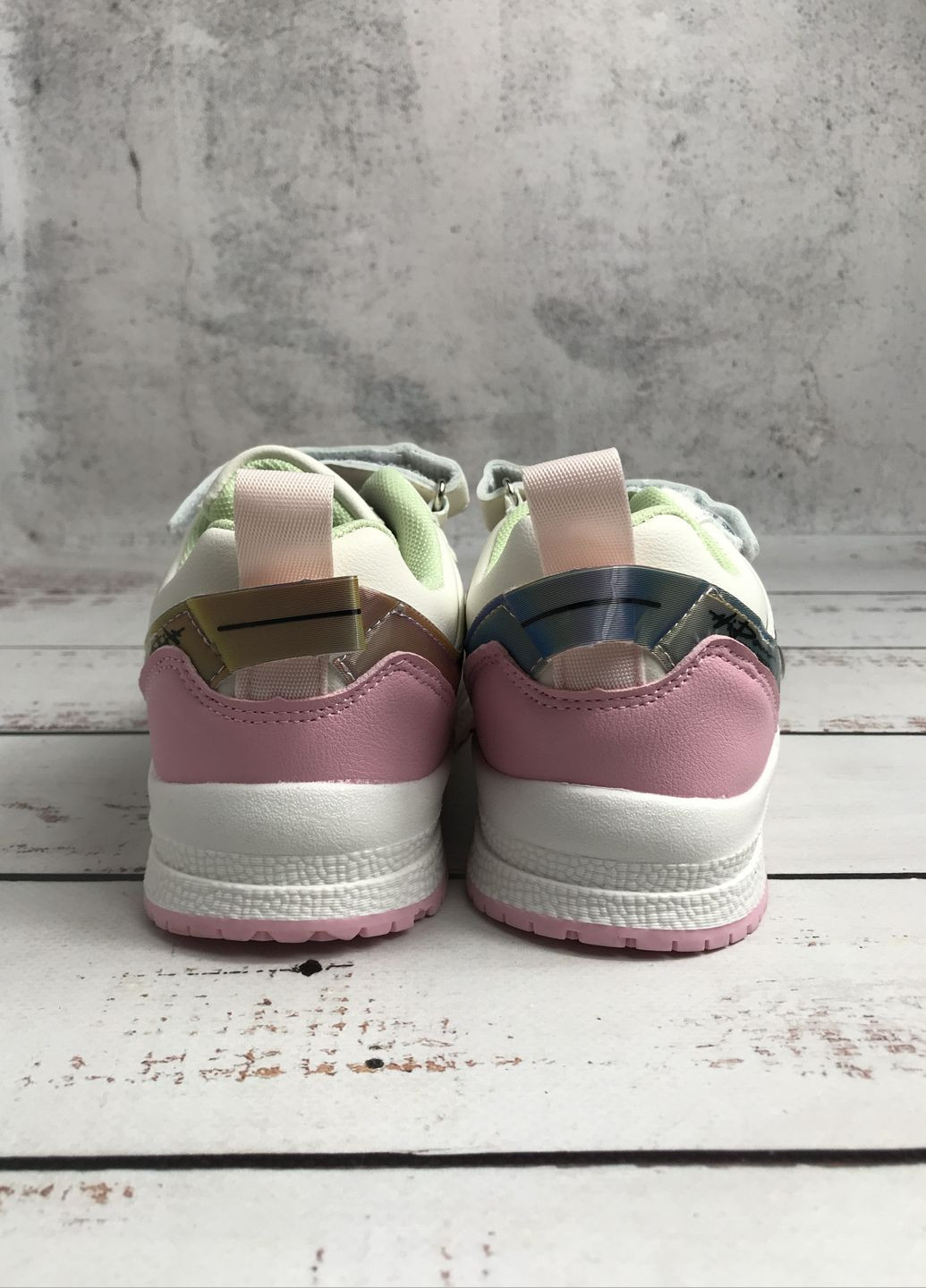 Цветные демисезонные кроссовки демисезонные детские для девочки розово-белый (1091) Bessky