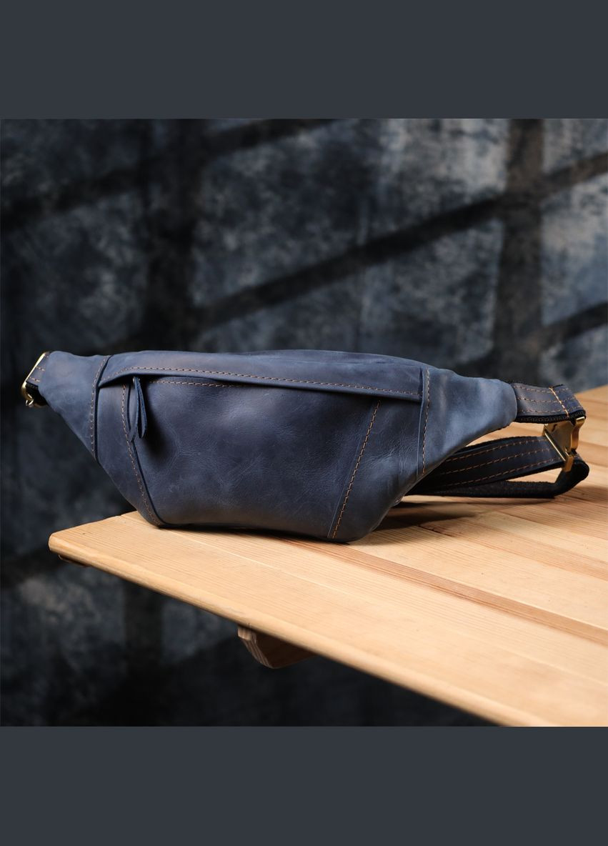 Красива сумка-бананка для чоловіків з натуральної vintage шкіри 23123 Синій Shvigel (332983785)