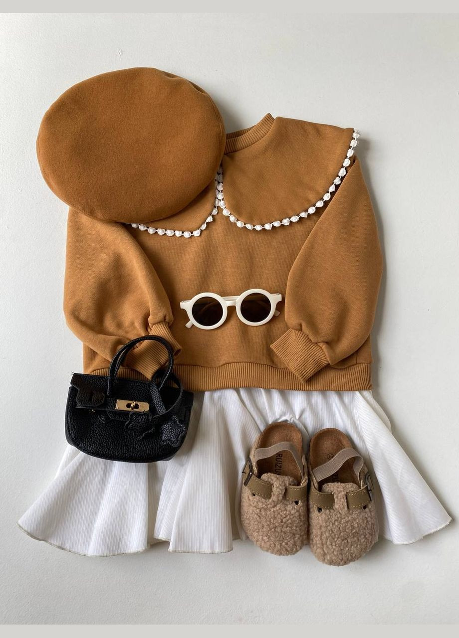 Темно-бежевое платье гресия Dembohouse (326040452)