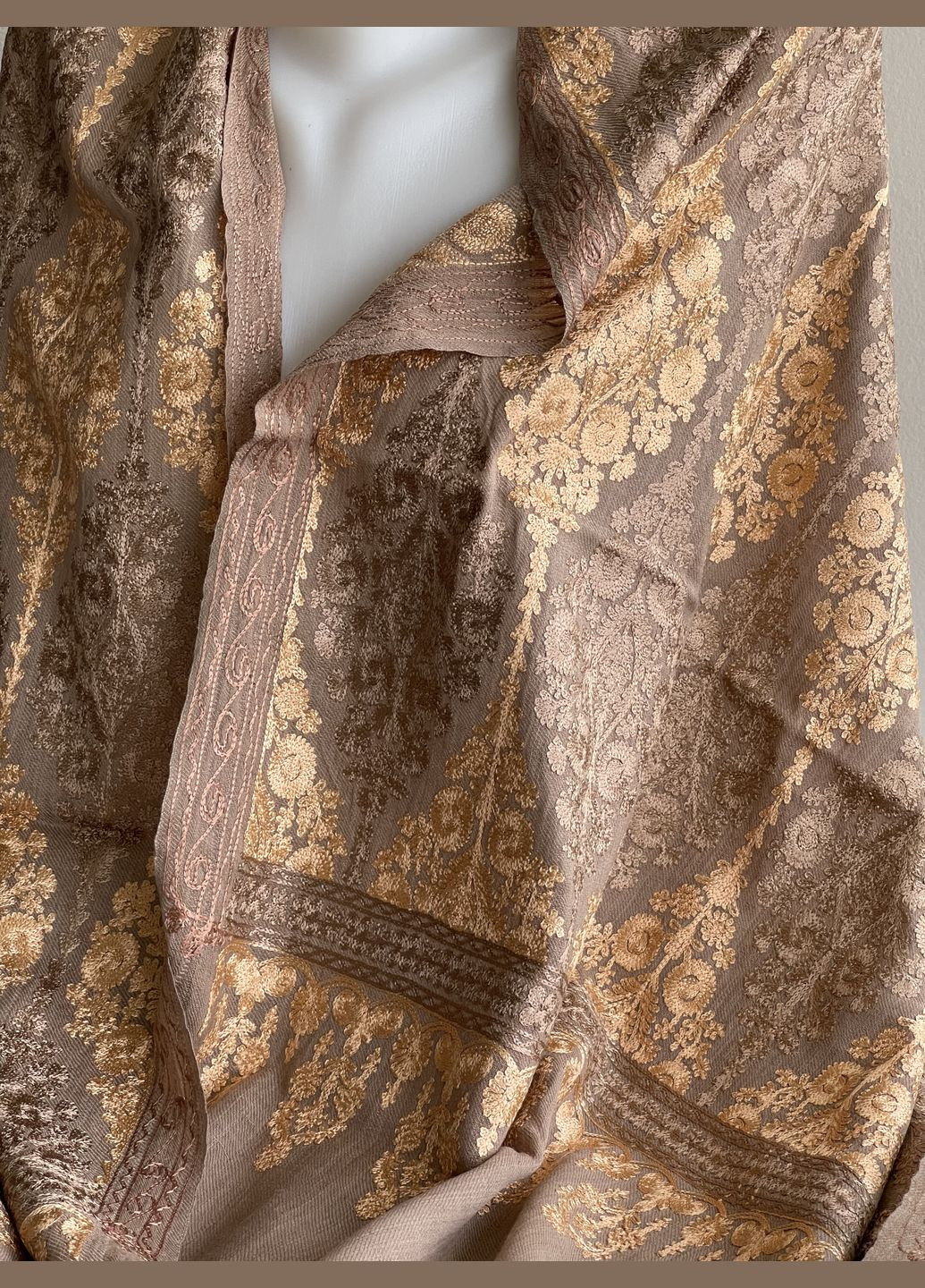 Шаль кашемировая бежевая с вышивкой 200х70 см a-2320 Silk Route (295689520)