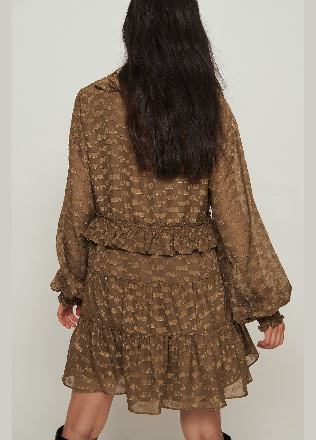 Коричневое платье демисезон,коричневый в узоры, NA-KD
